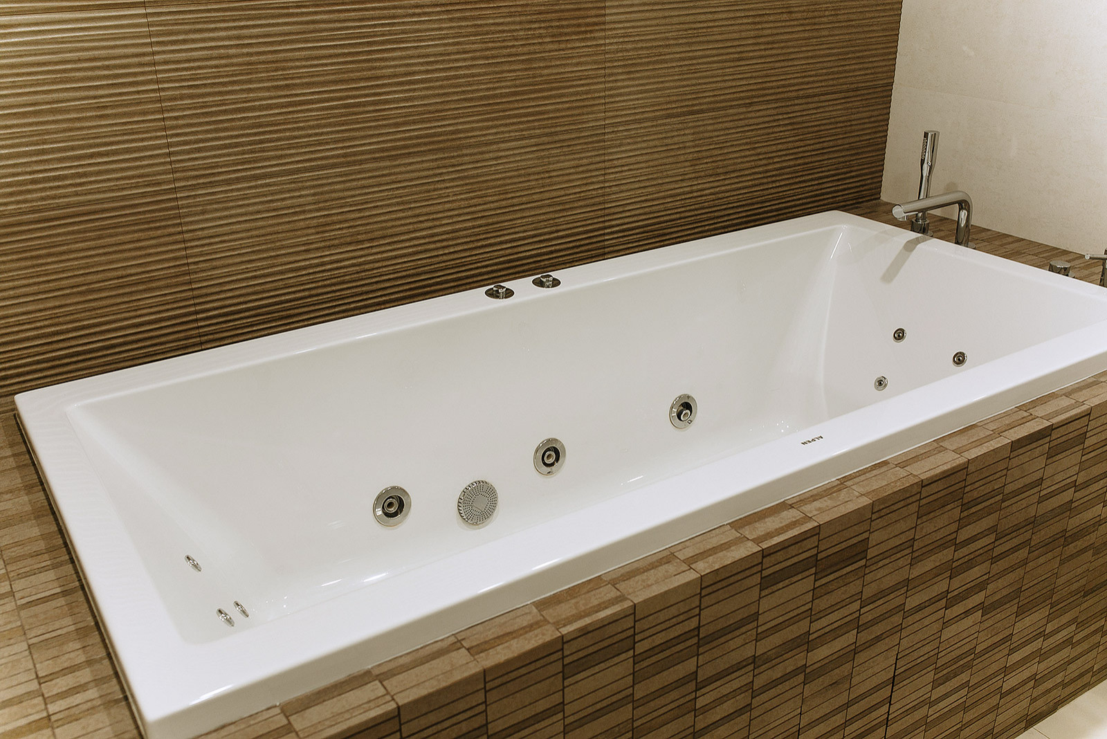 TINT - Просторная квартира для молодой семьи