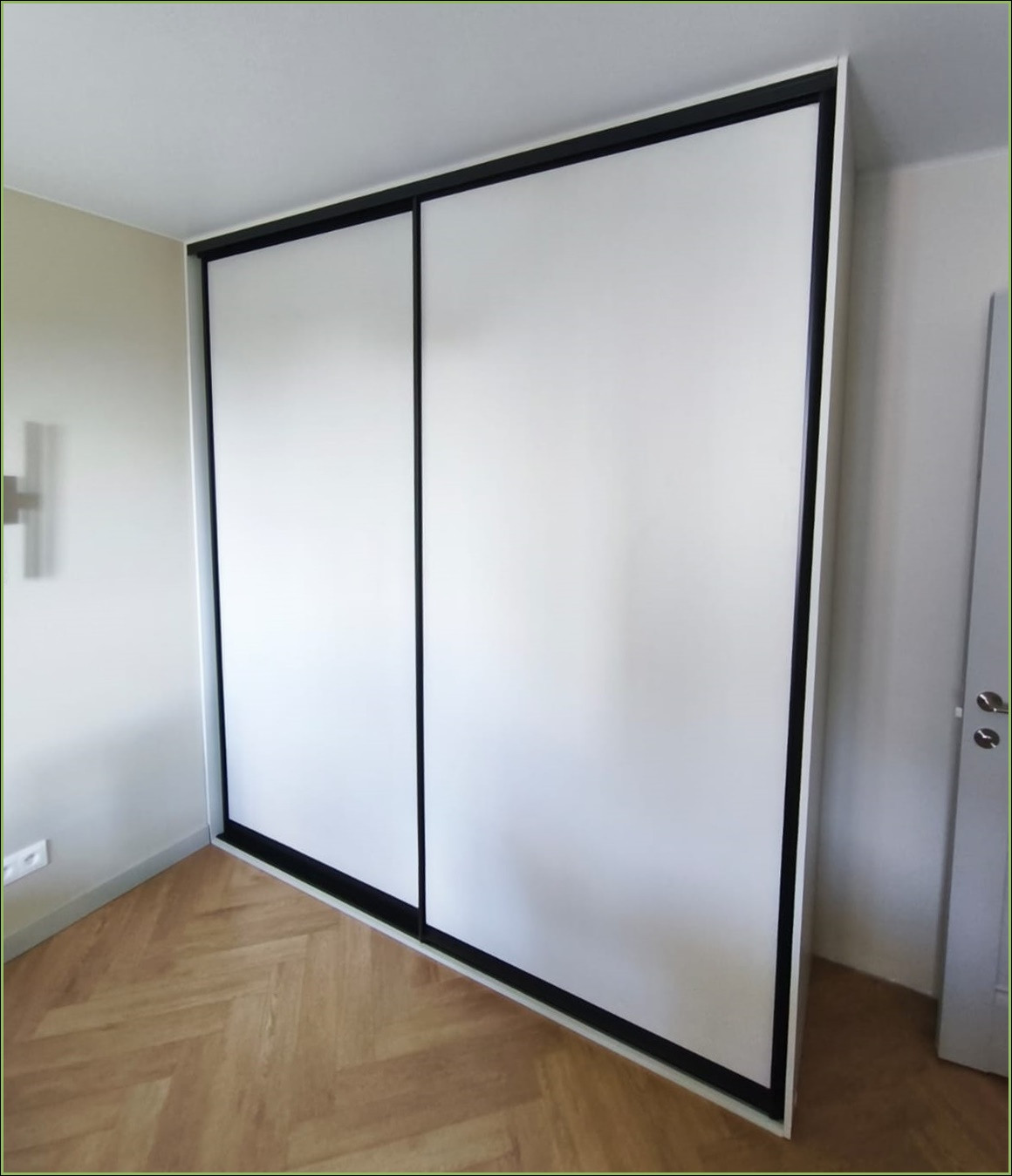 Обложка проекта: Шкаф купе встроенный