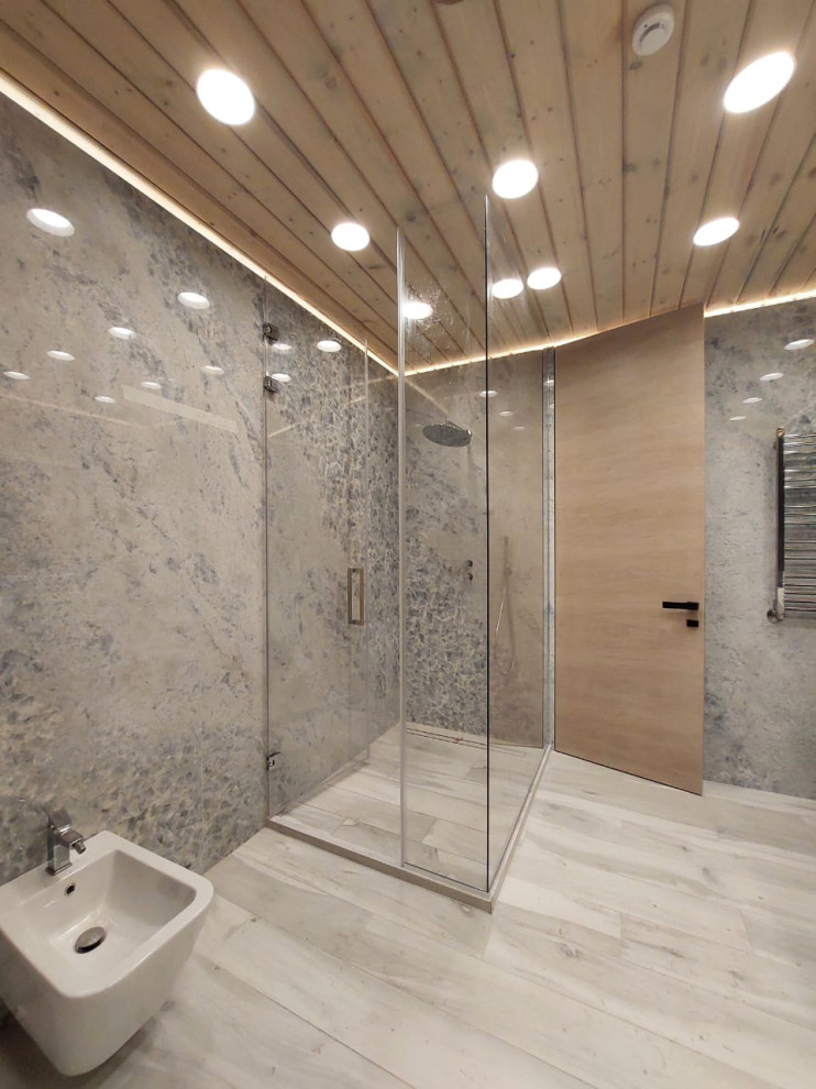 Душевая кабина/ванная комната