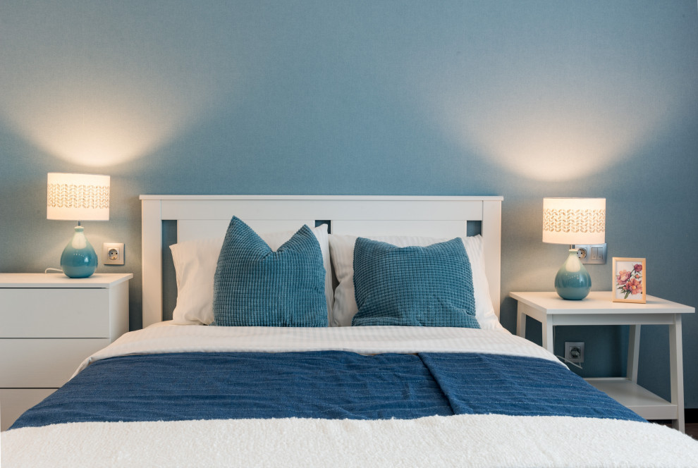 Маленькая квартирка 28 кв.м. В голубых тонах.