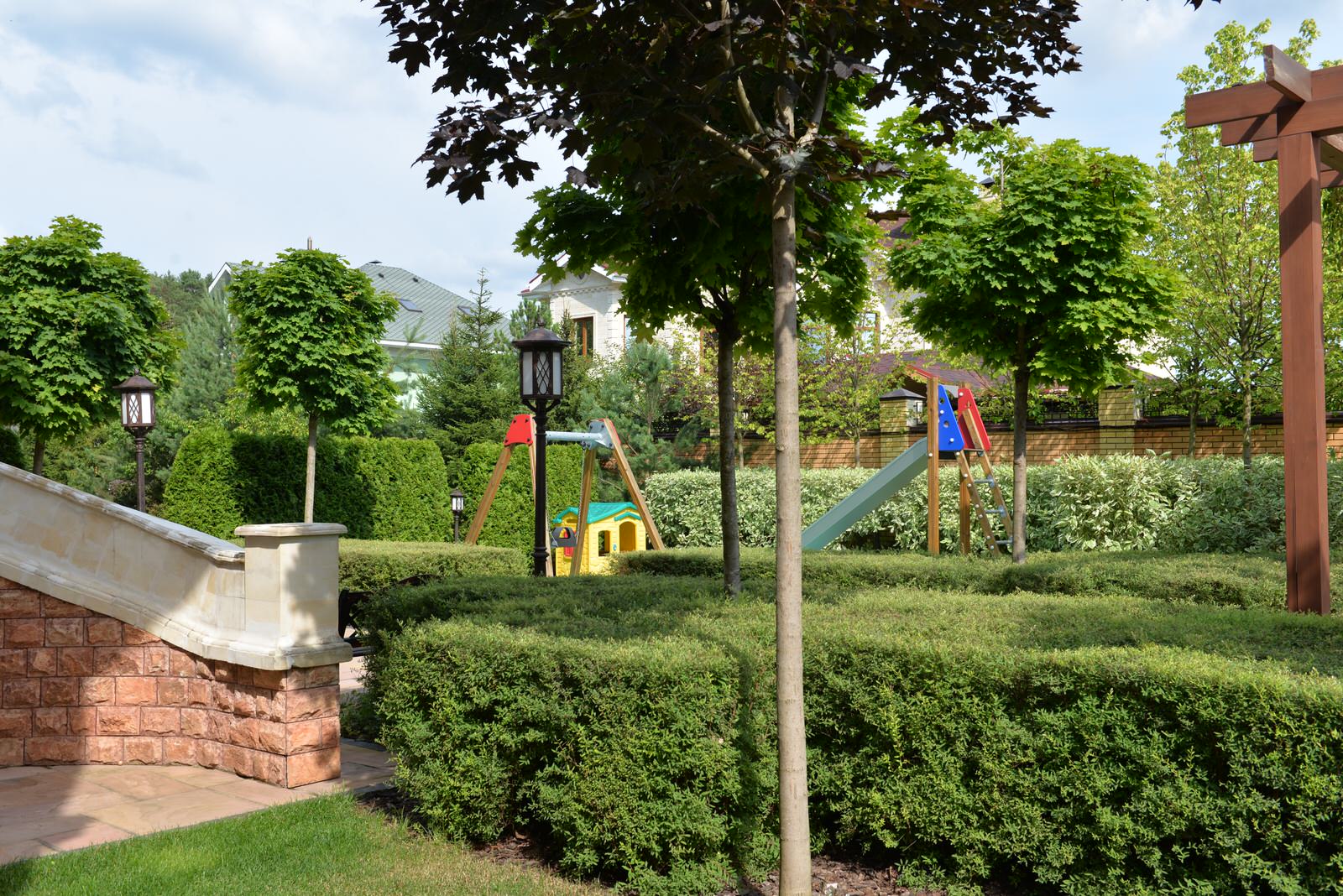 От знакомства до последнего цветника 6 месяцев