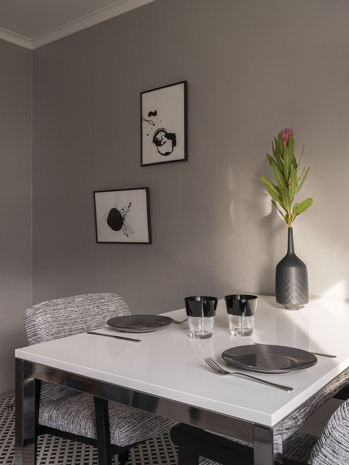 Небольшая двухкомнатная квартира на окраине Москвы. 50 кв. метров.