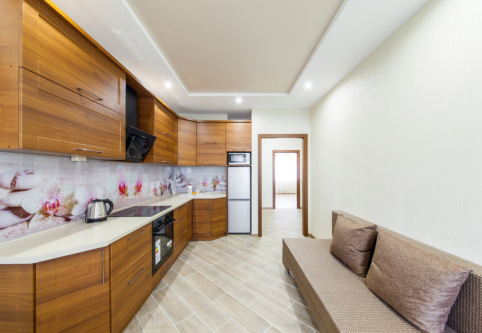 2 комнатная квартира Теплый интерьер)