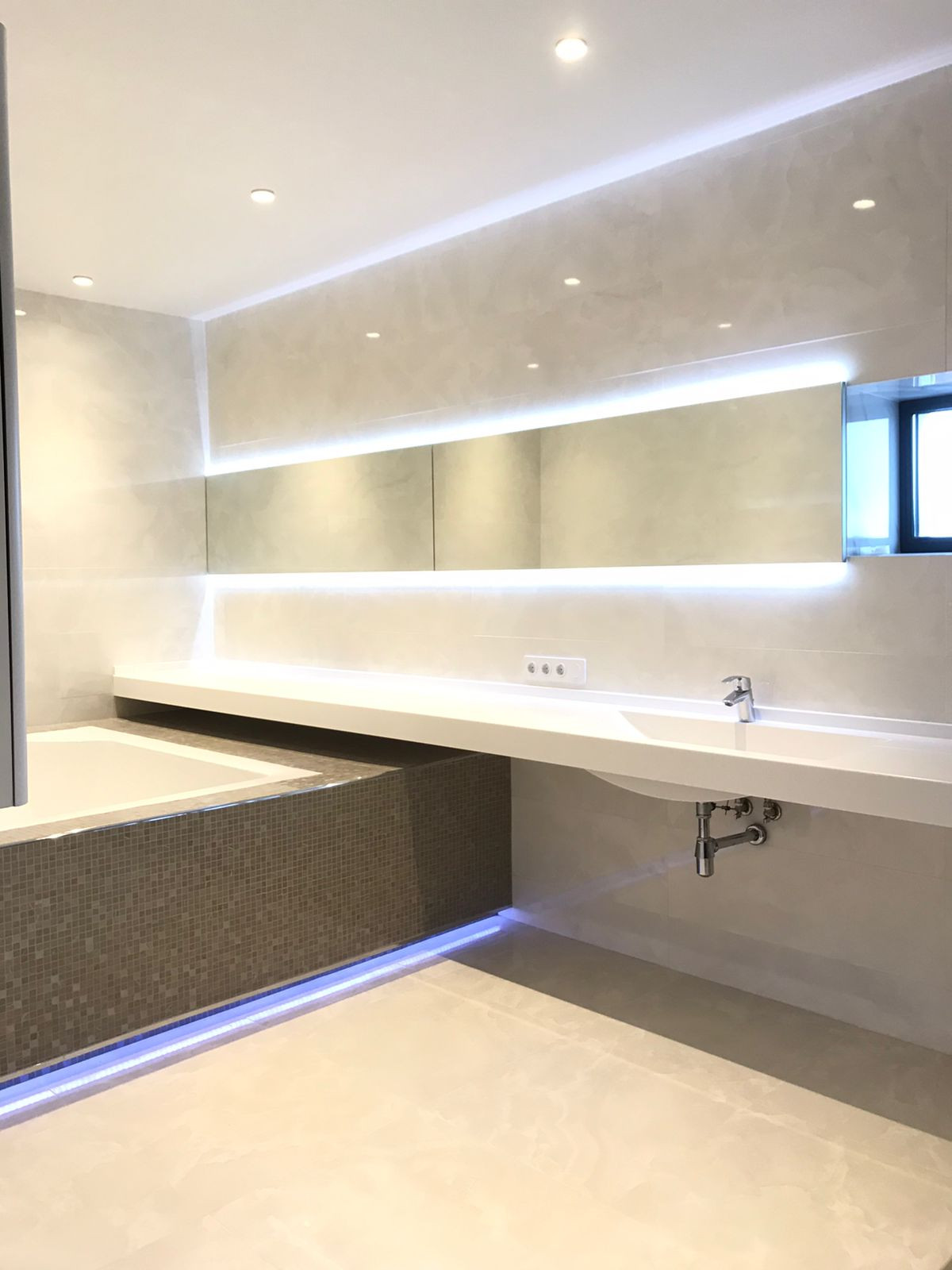 Обложка проекта: На контрасте