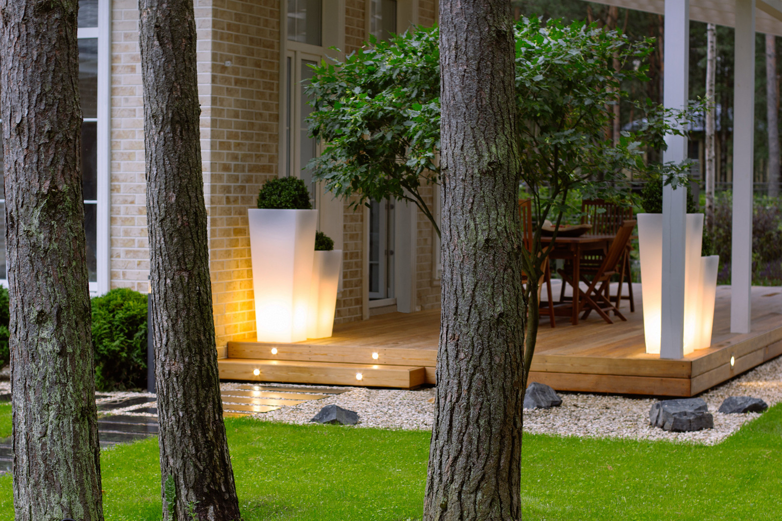 Сад в ''Охтинском парке''.