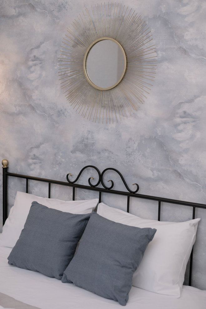 Реализация проекта в старом фонде СПб, квартира с камином.