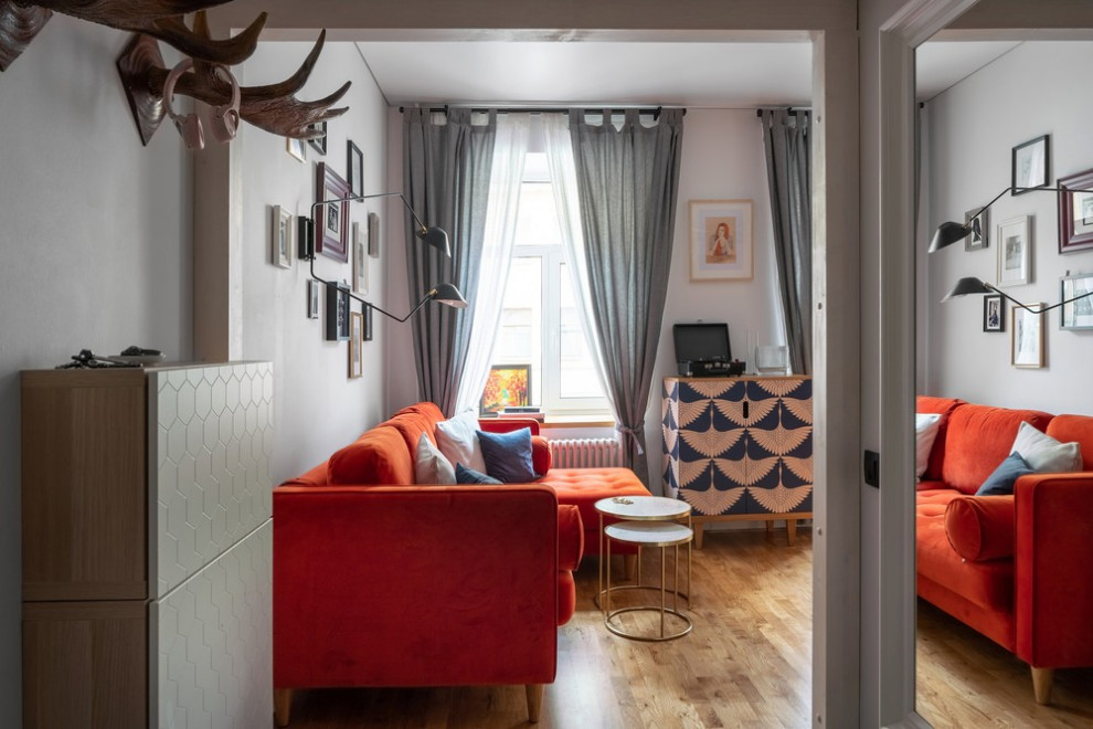Уютная квартира для девушки. Оранжевый и синий