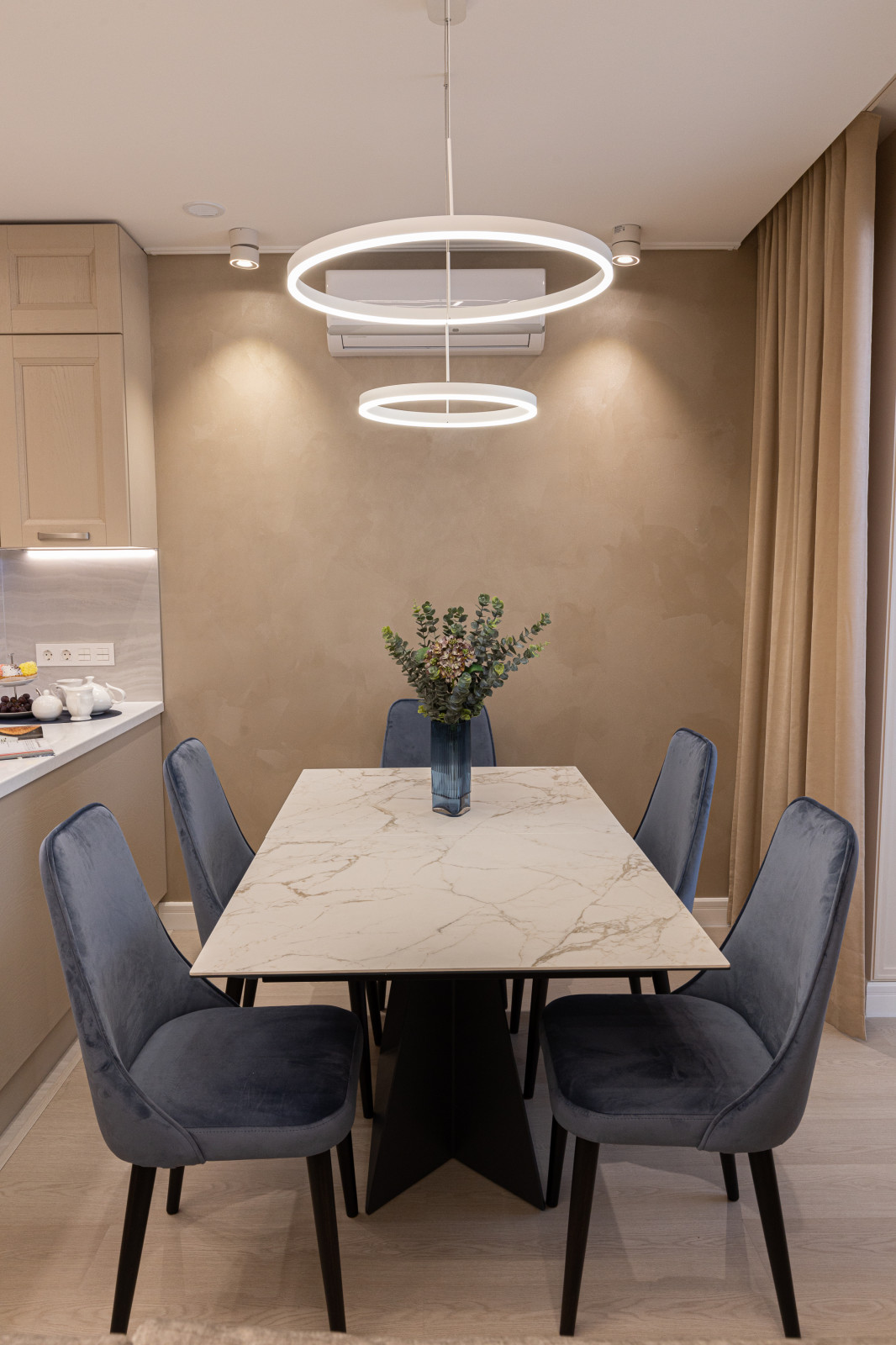 Реализованный дизайн-проект квартиры 4+ г.Тюмень