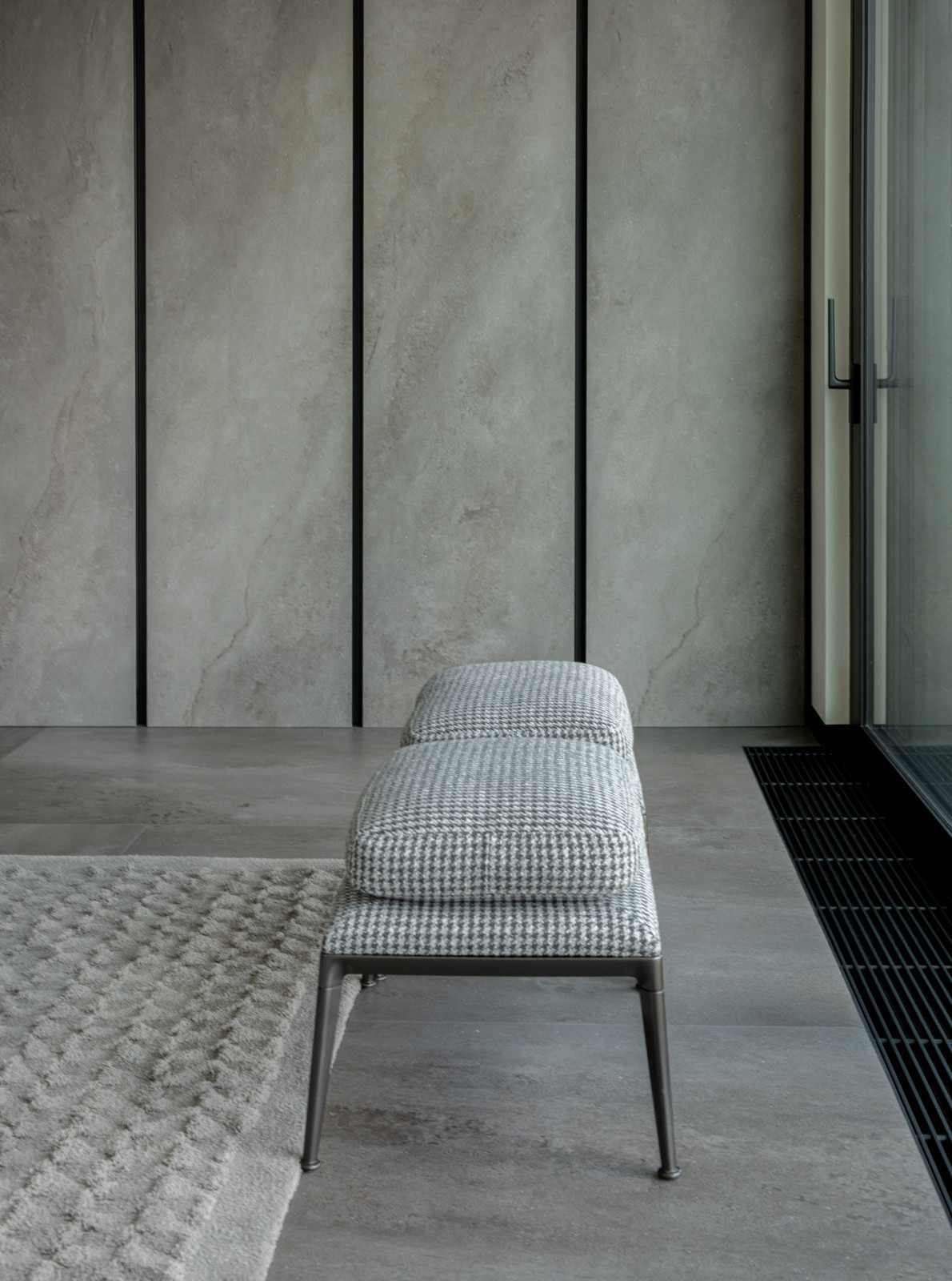 MRIIA HOUSE