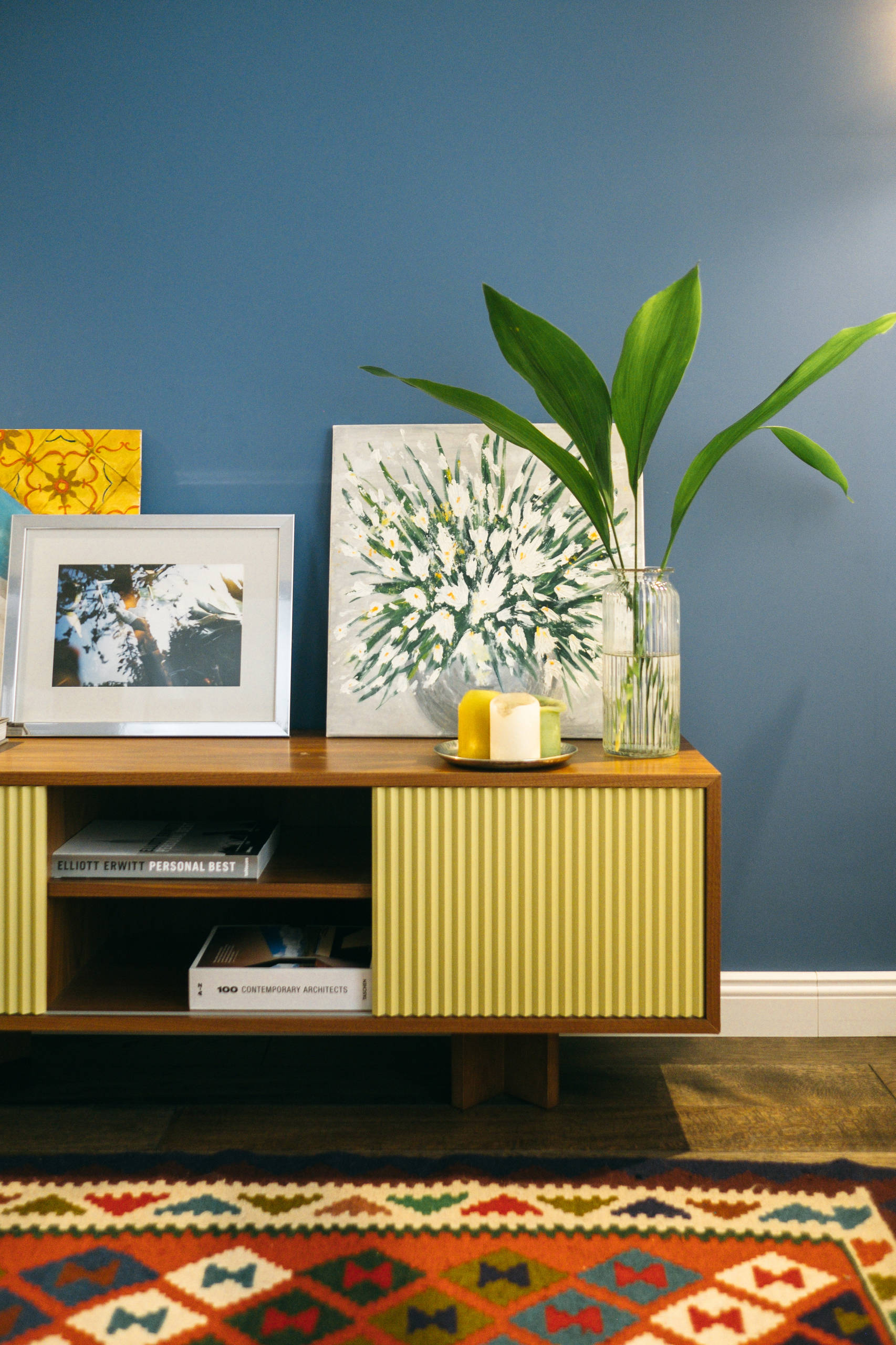 Houzz тур: Двухкомнатная квартира с килимами в доме серии II-14