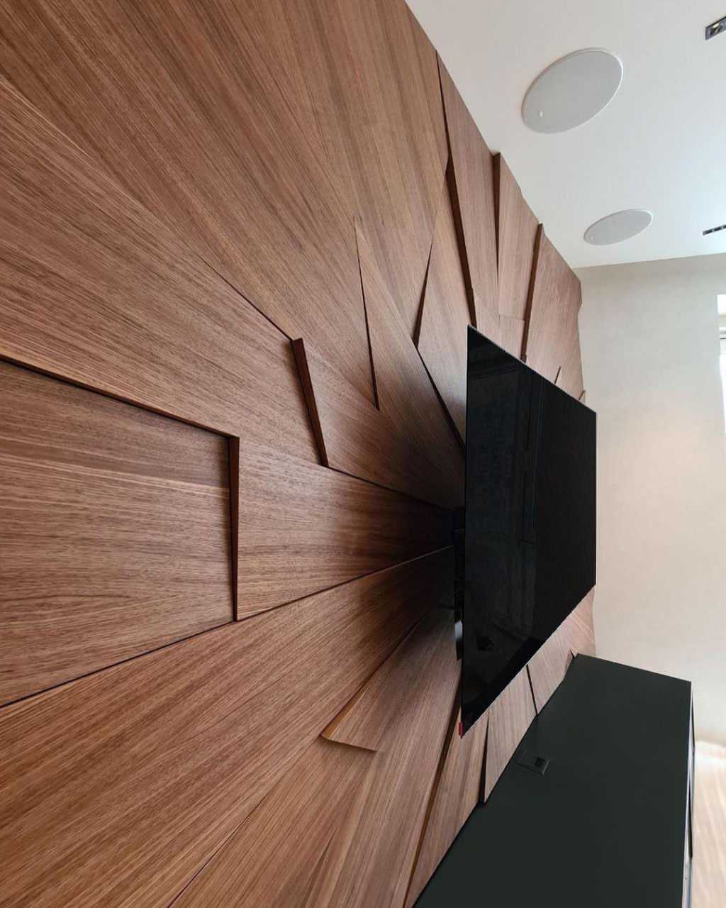 Декоративные панели из ценных пород древесины для стен и потолков