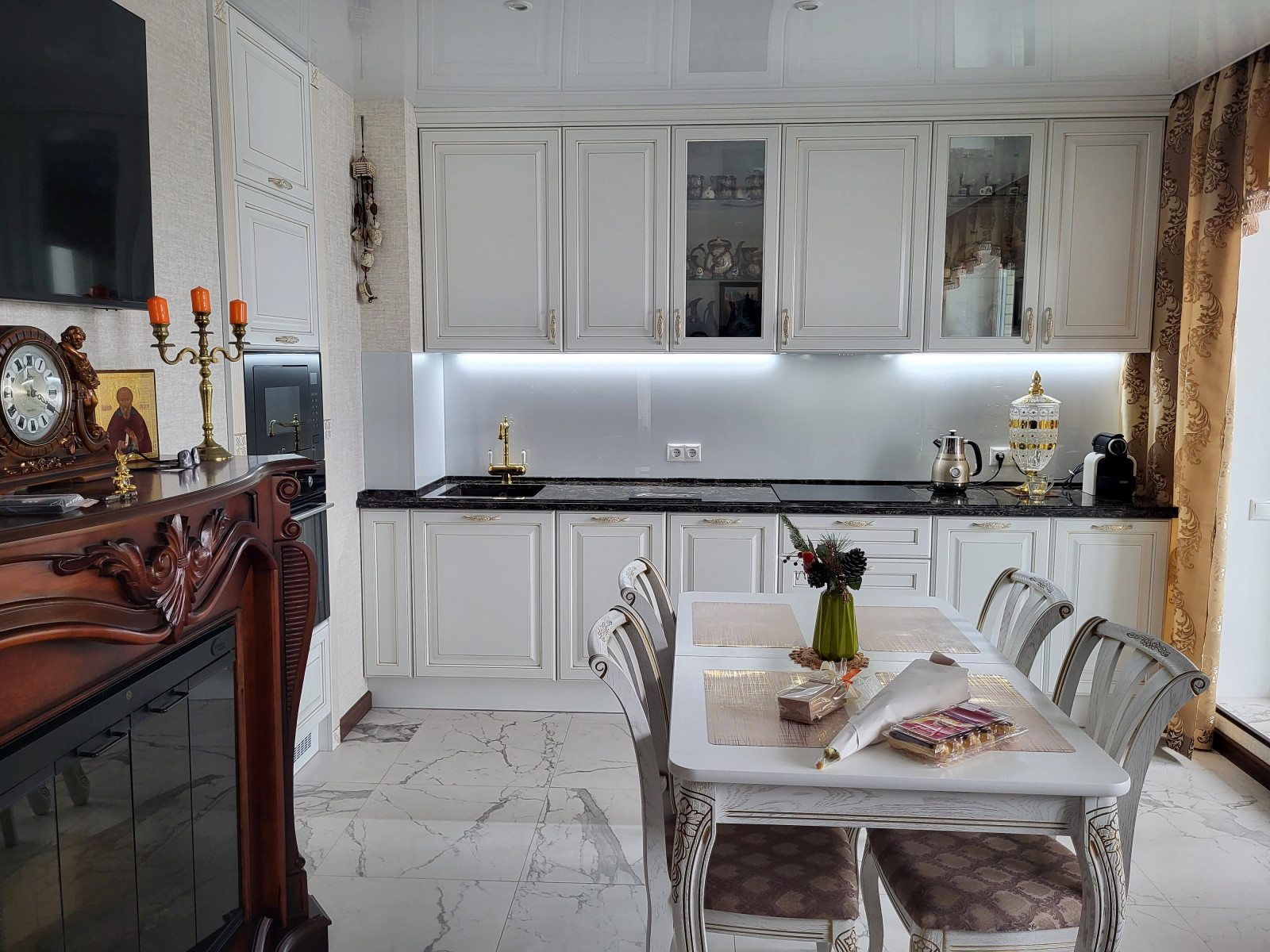 Обложка проекта: Неоклассика в Приморском районе