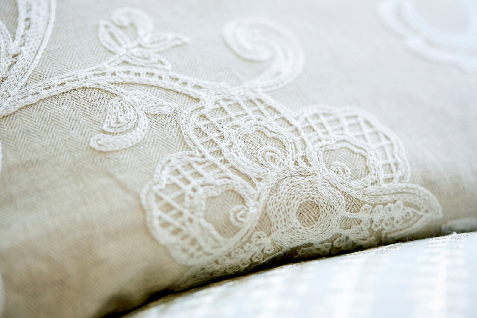 Ткани и обои Waterperry от Sanderson