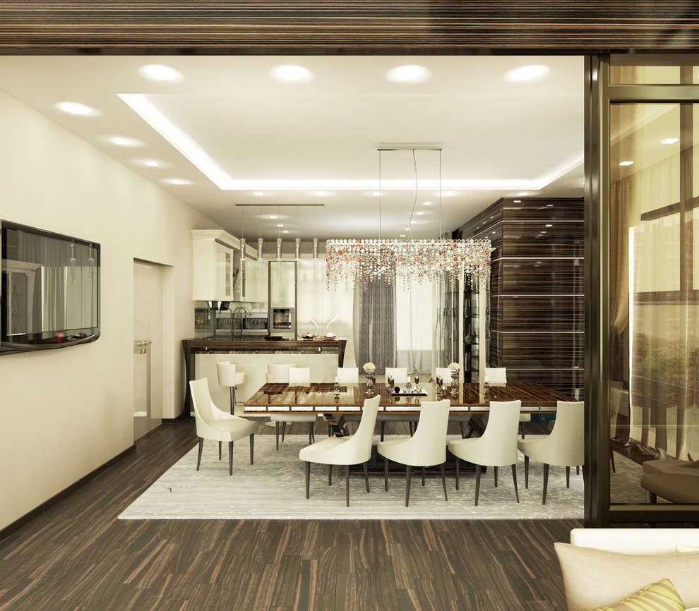 Жилой дом с бассейном 1400 кв.м.