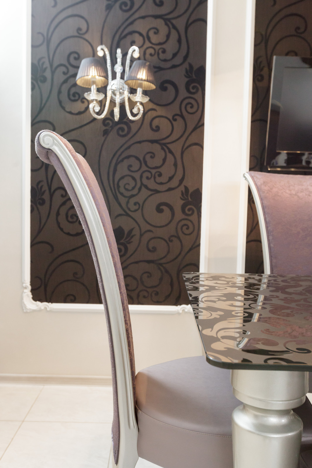 Черное и цветное