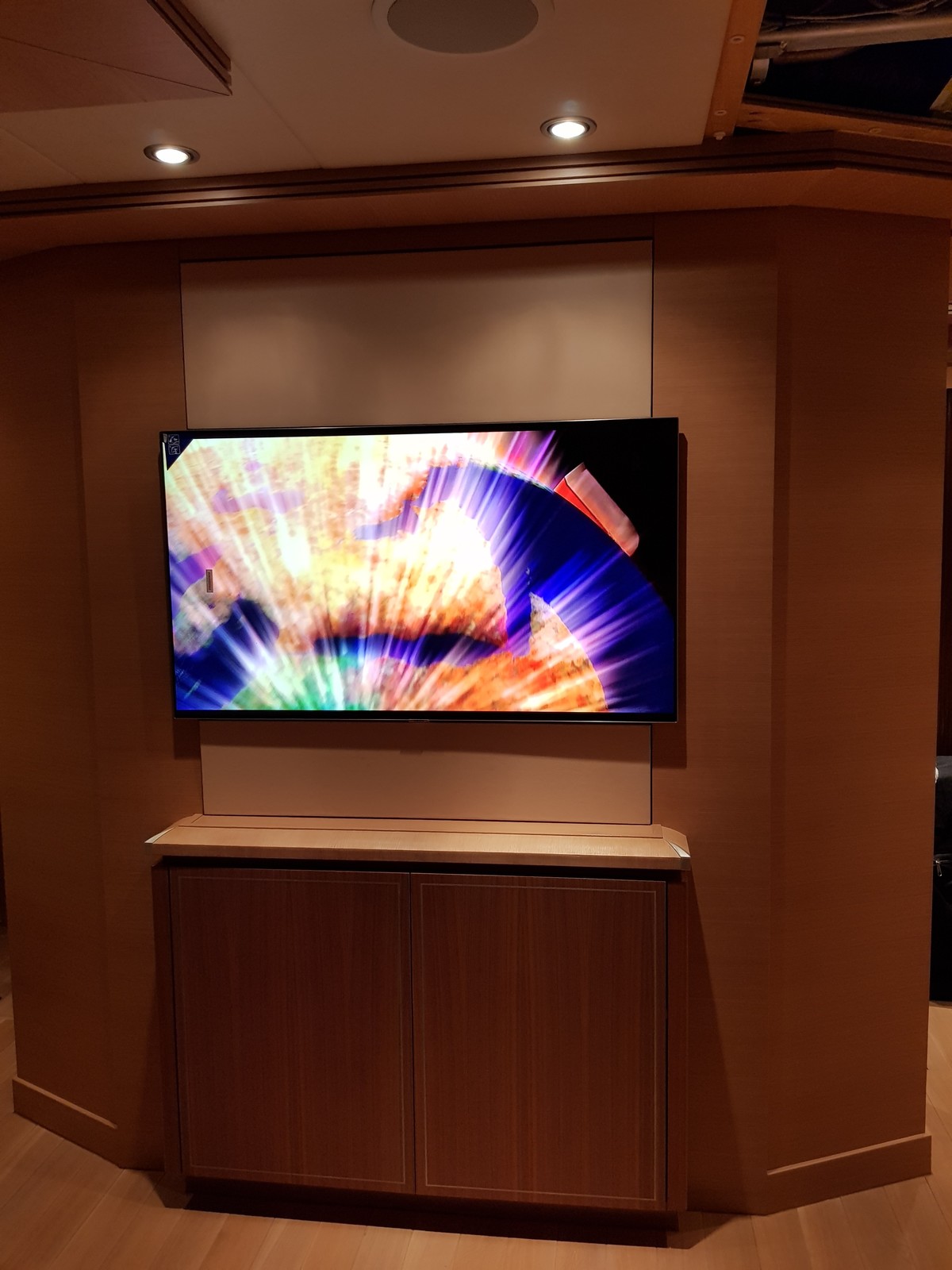 Модернизация мультимедиа систем на Мега яхте Waverunner 41метр