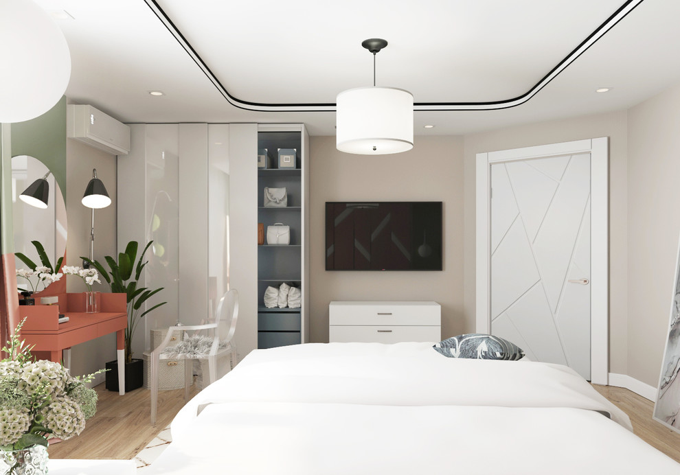 Сочетание кораллового и зеленого в спальне