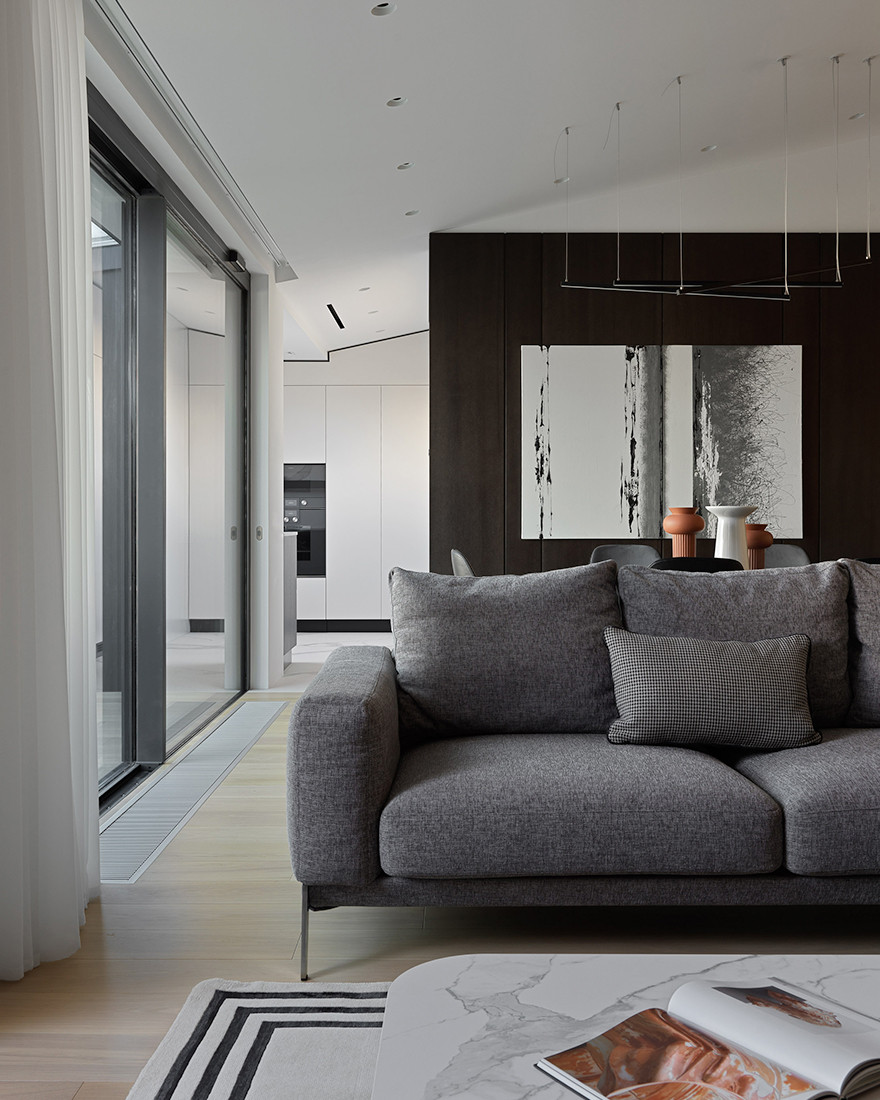 Мансардная квартира для семейной пары с 2-мя детьми в ЖК  Полянка/44