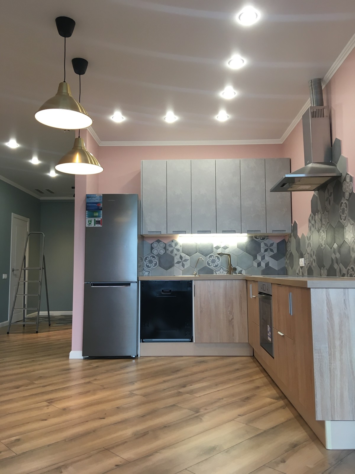 Лазурные небеса, квартира для Анастасии