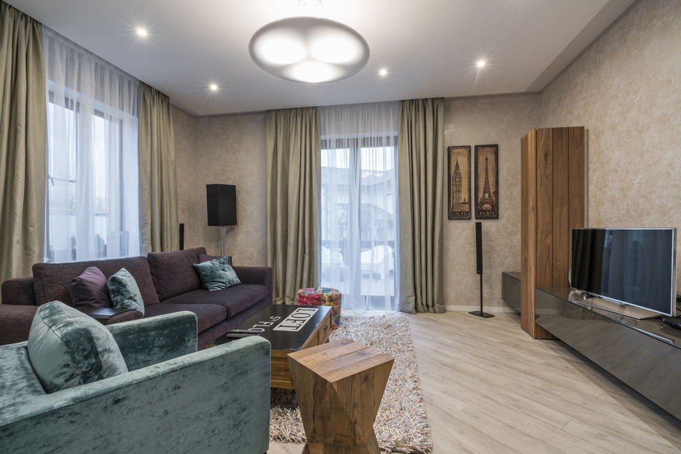 Немного солнца в холодной воде