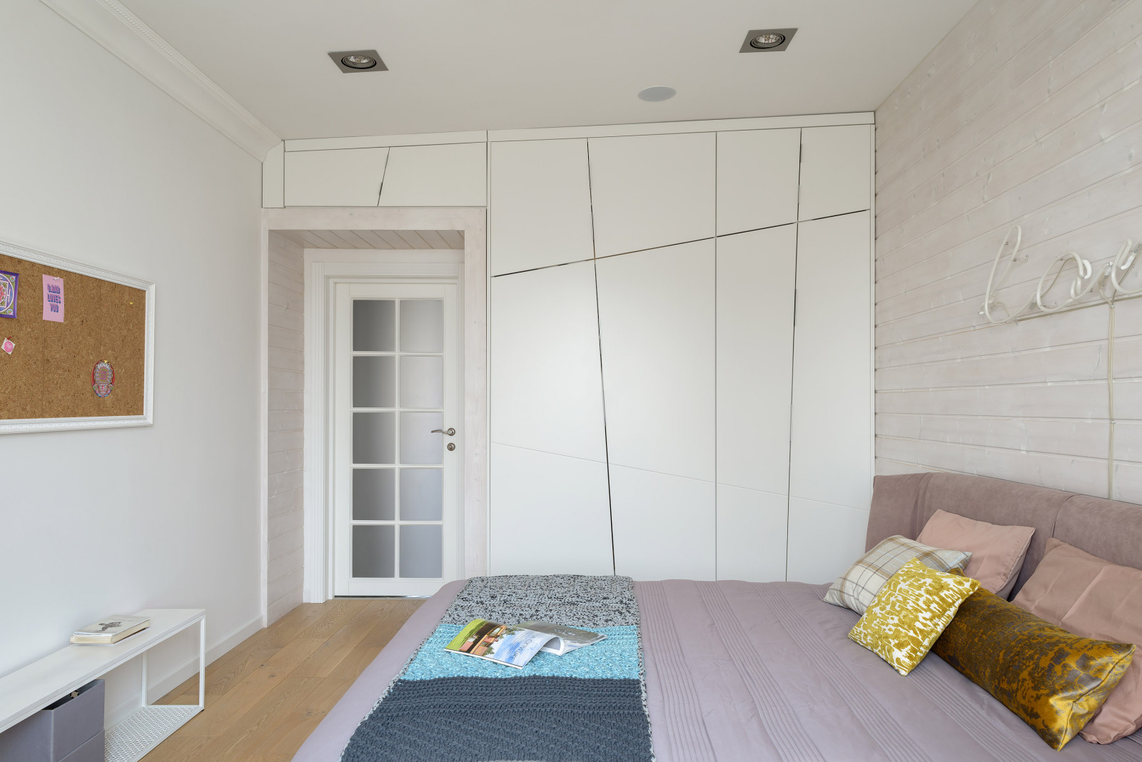 "Forever young". White Cozy Home.