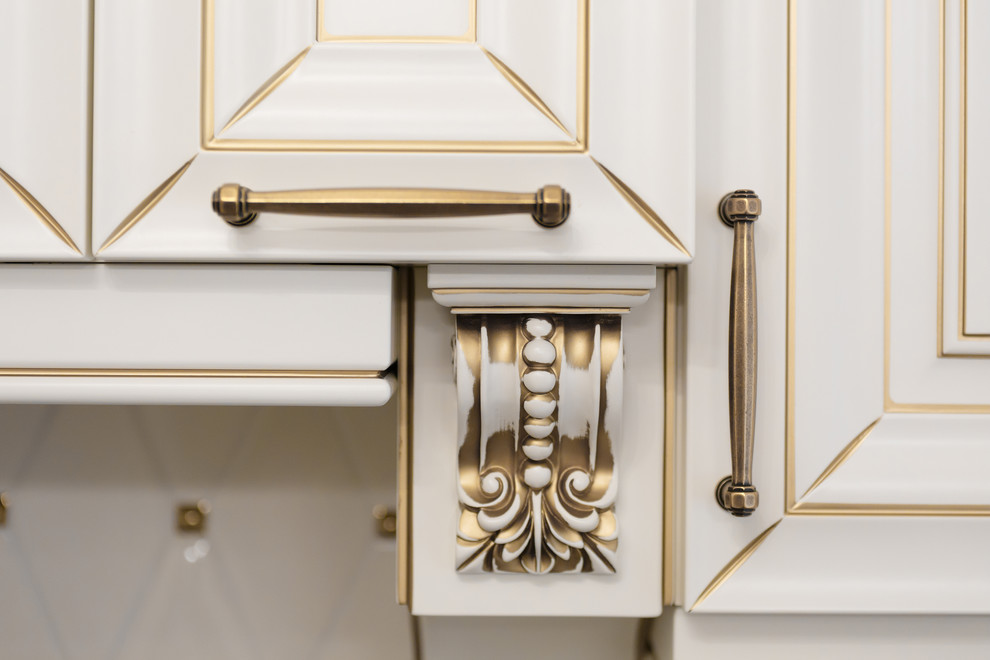 Дом с дворцовой роскошью.