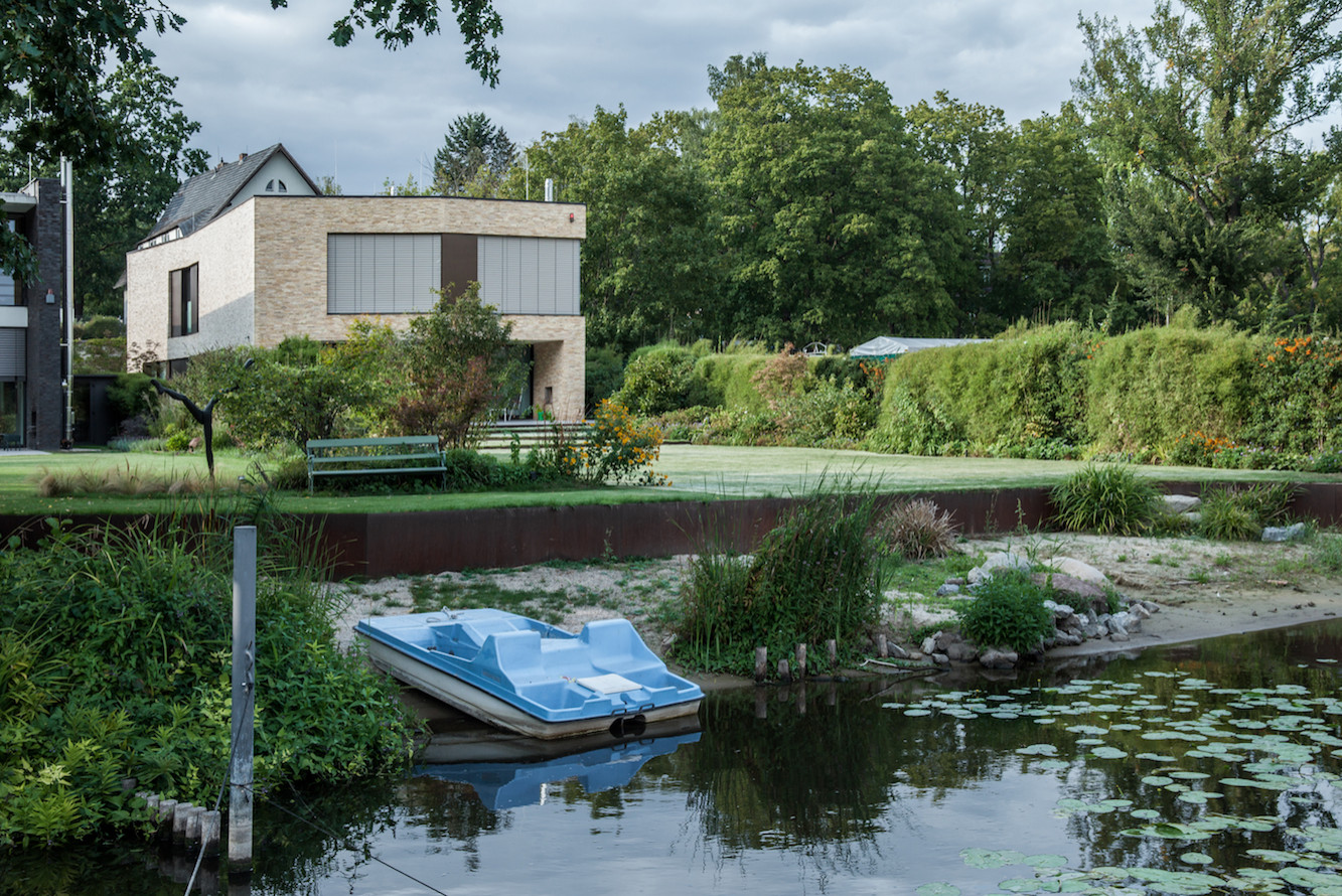 Wannsee Villa / Gnädinger Architekten