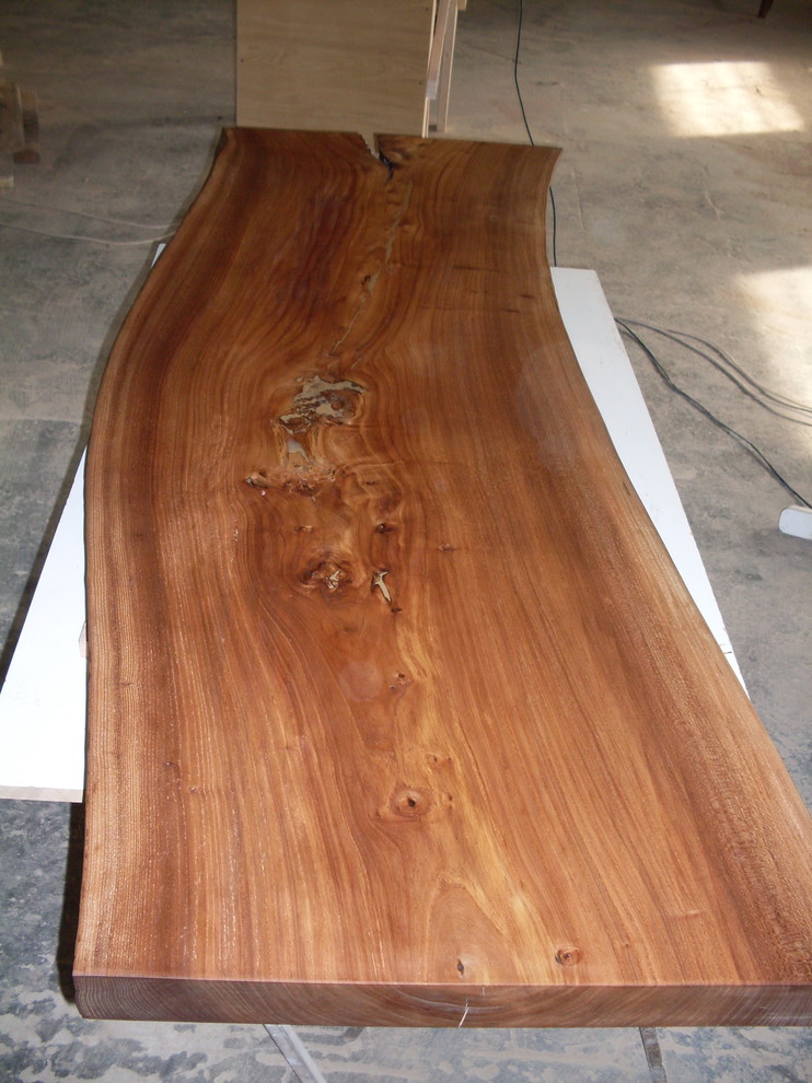 Столы , консоли и изголовья кроватей из Слэбов