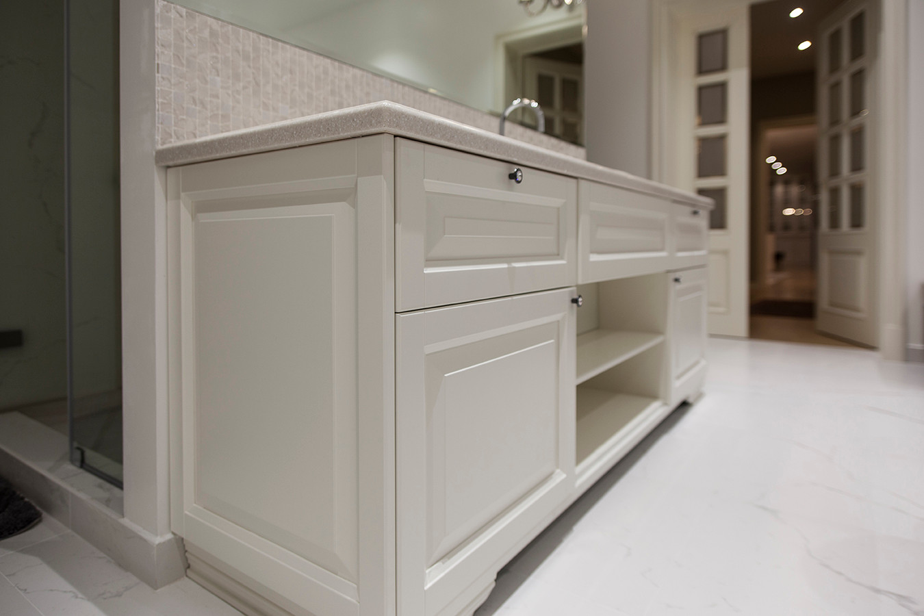 Мебель в ванную комнату