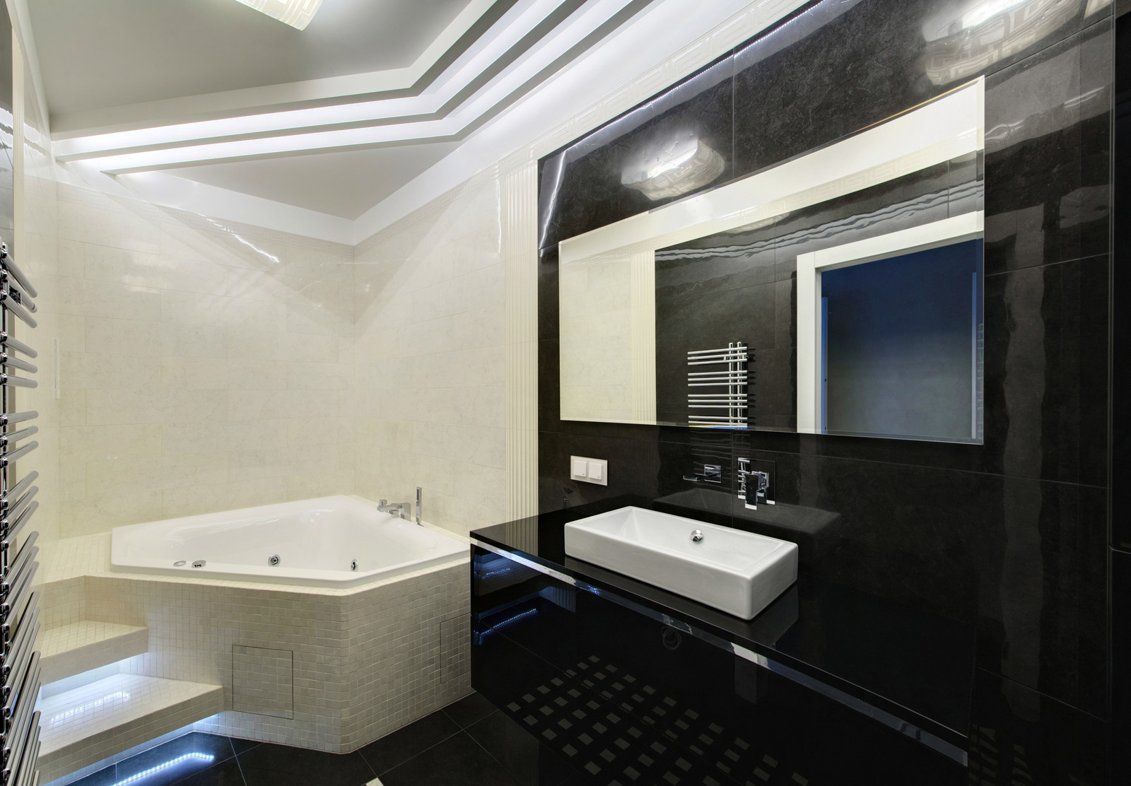 Фоновое изображение профиля Максим Черный