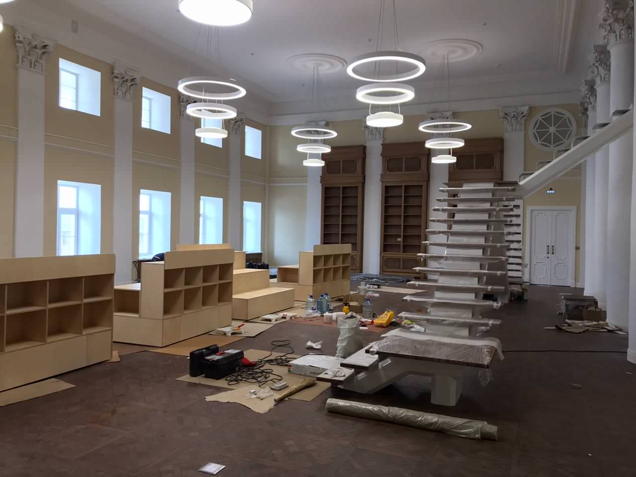 Актовый зал НГПУ