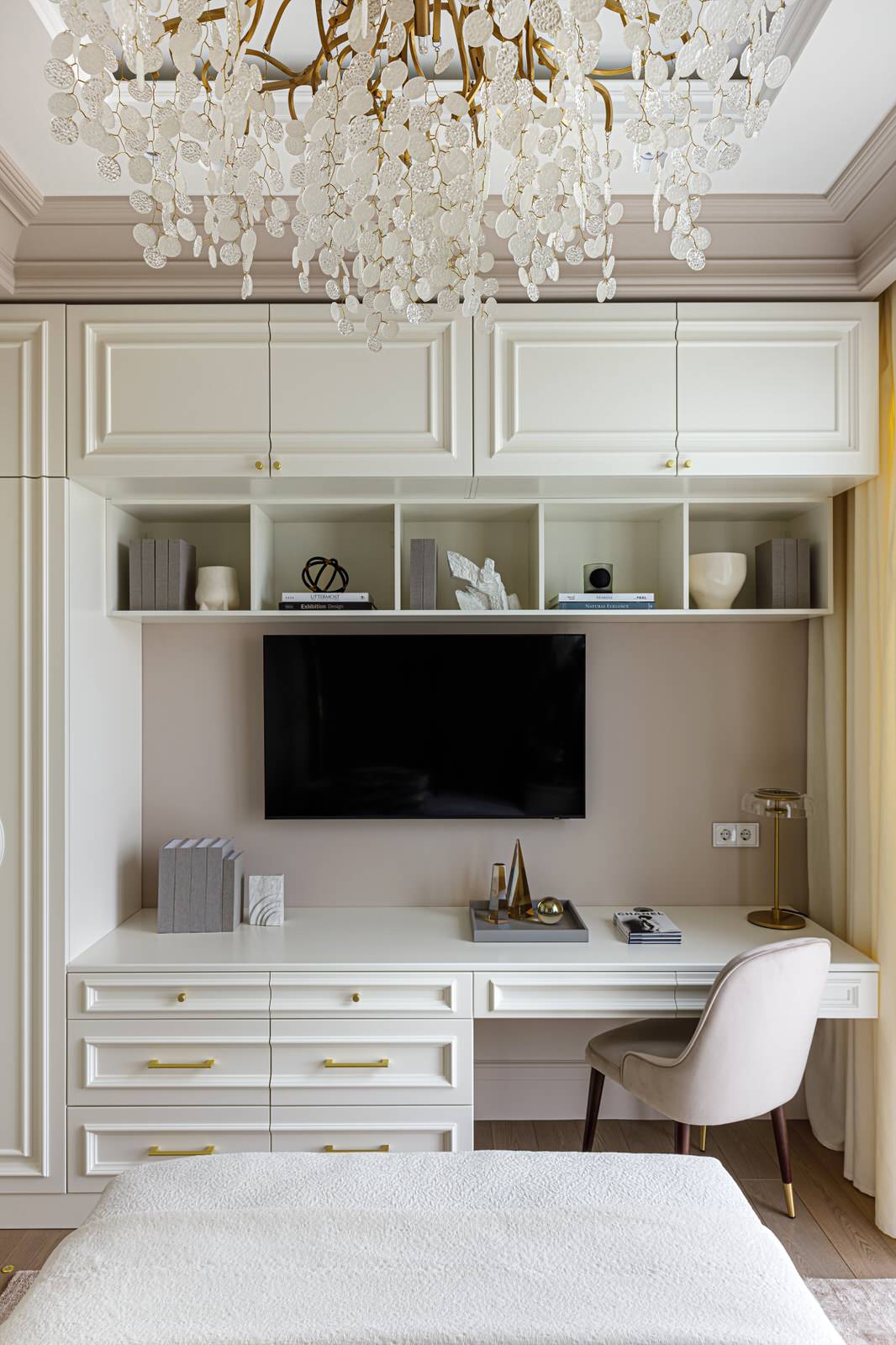 Дизайн-проект квартиры 139 м2 в ЖК "Spires"