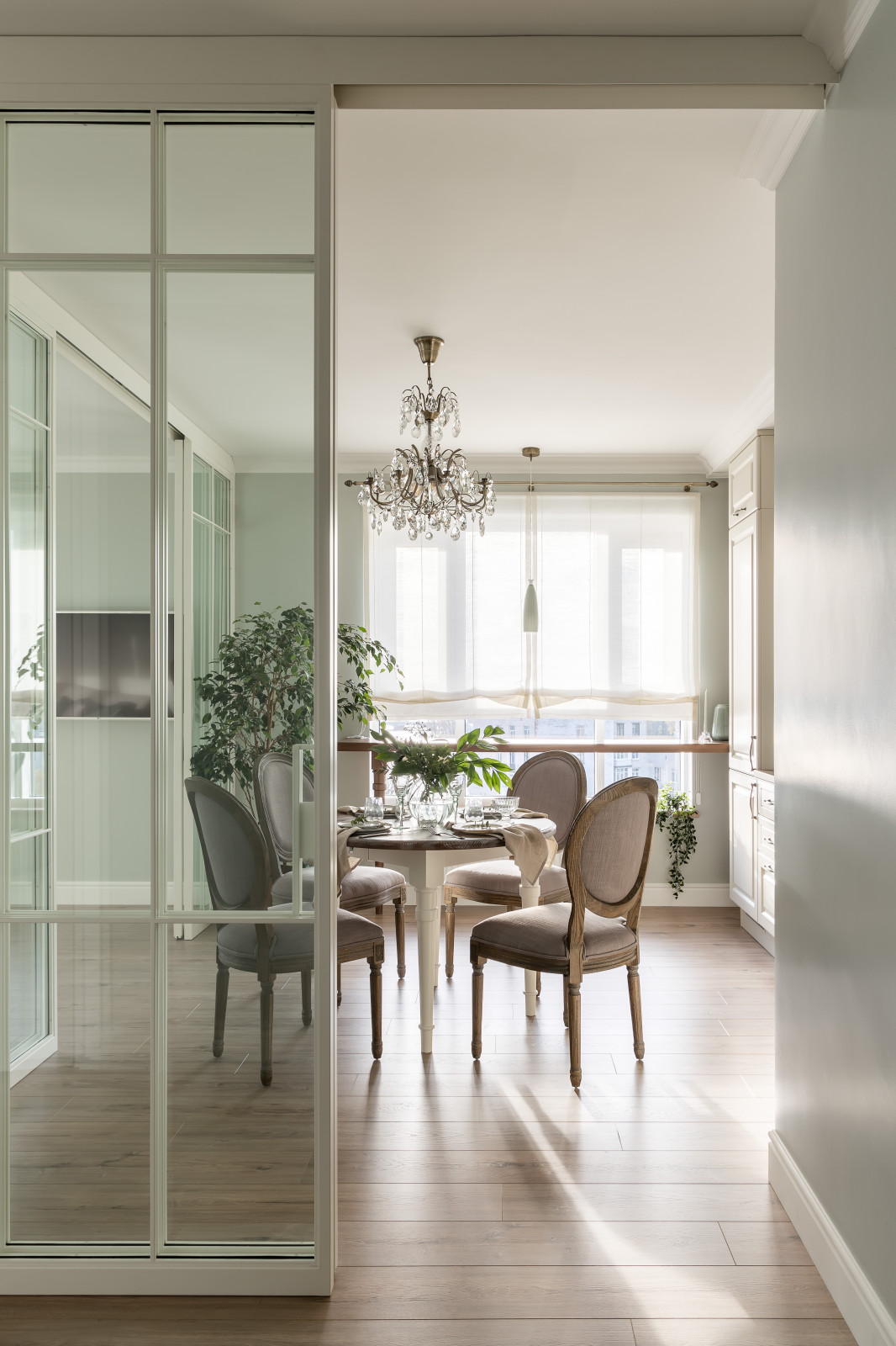 Юг Франции в современной квартире