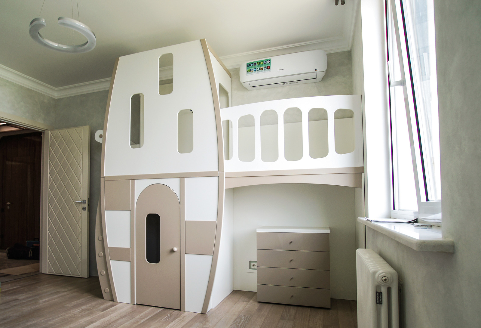 Игровой домик в современном стиле