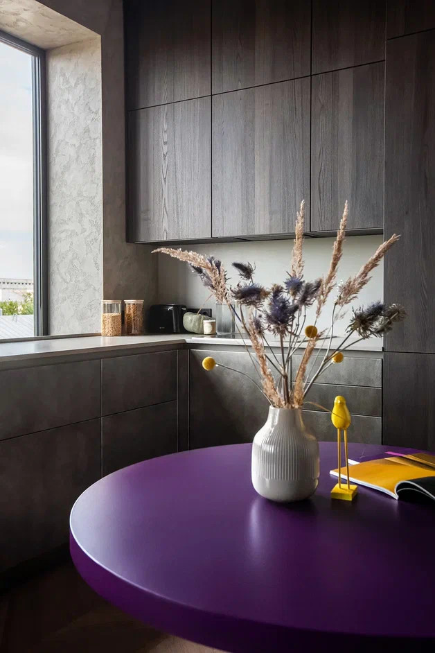 Проект квартиры в ЖК "Серебряный парк". Краска, штукатурка, микроцемент.