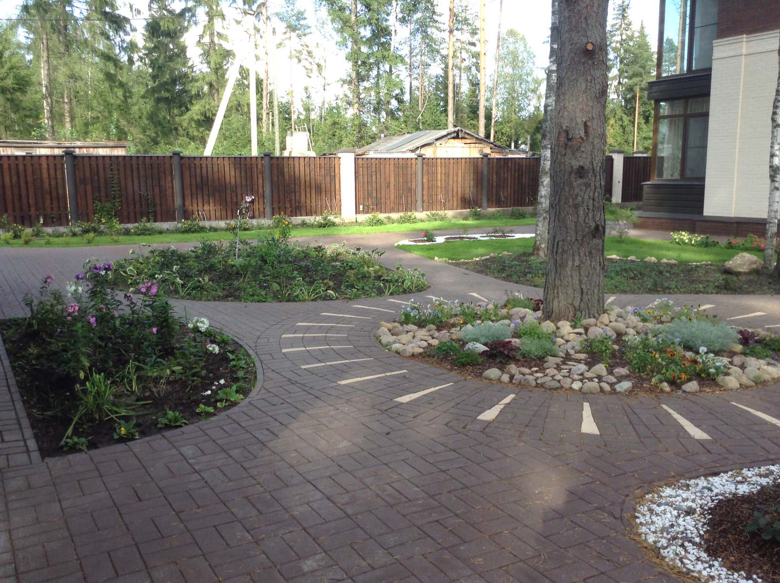 Благоустройство частного загородного участка в п. Медный завод