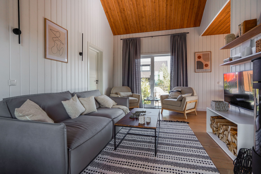 Небольшой дом под Петербургом