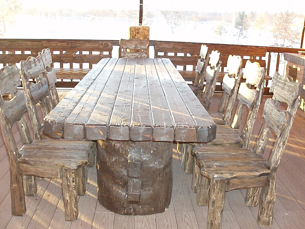 Домик в деревне стол и 12 стульев