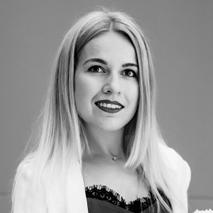 Ярославна Рудакова