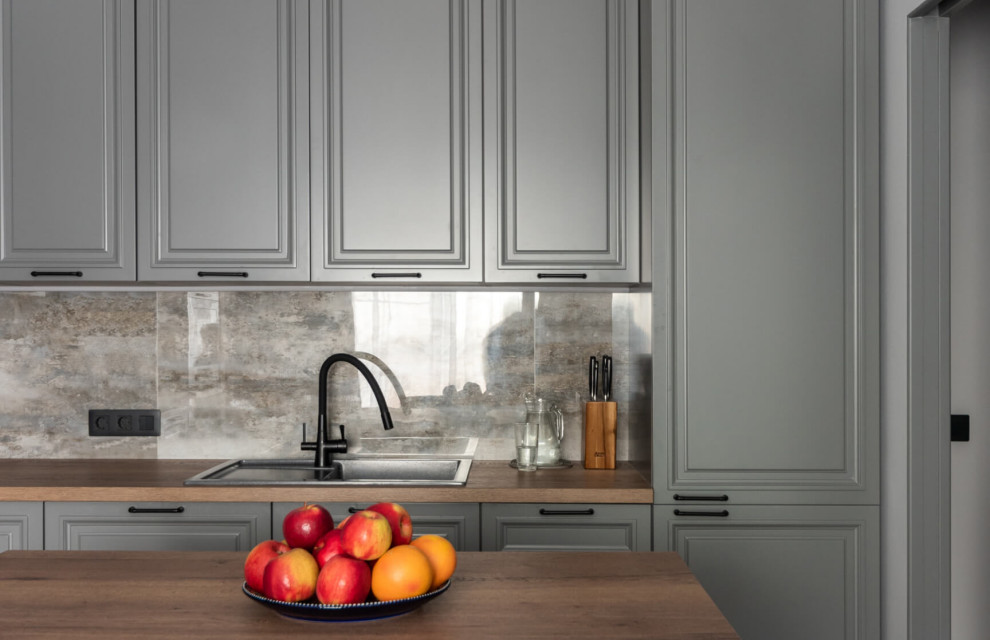 Кухня Италия в цвете мокрого асфальта