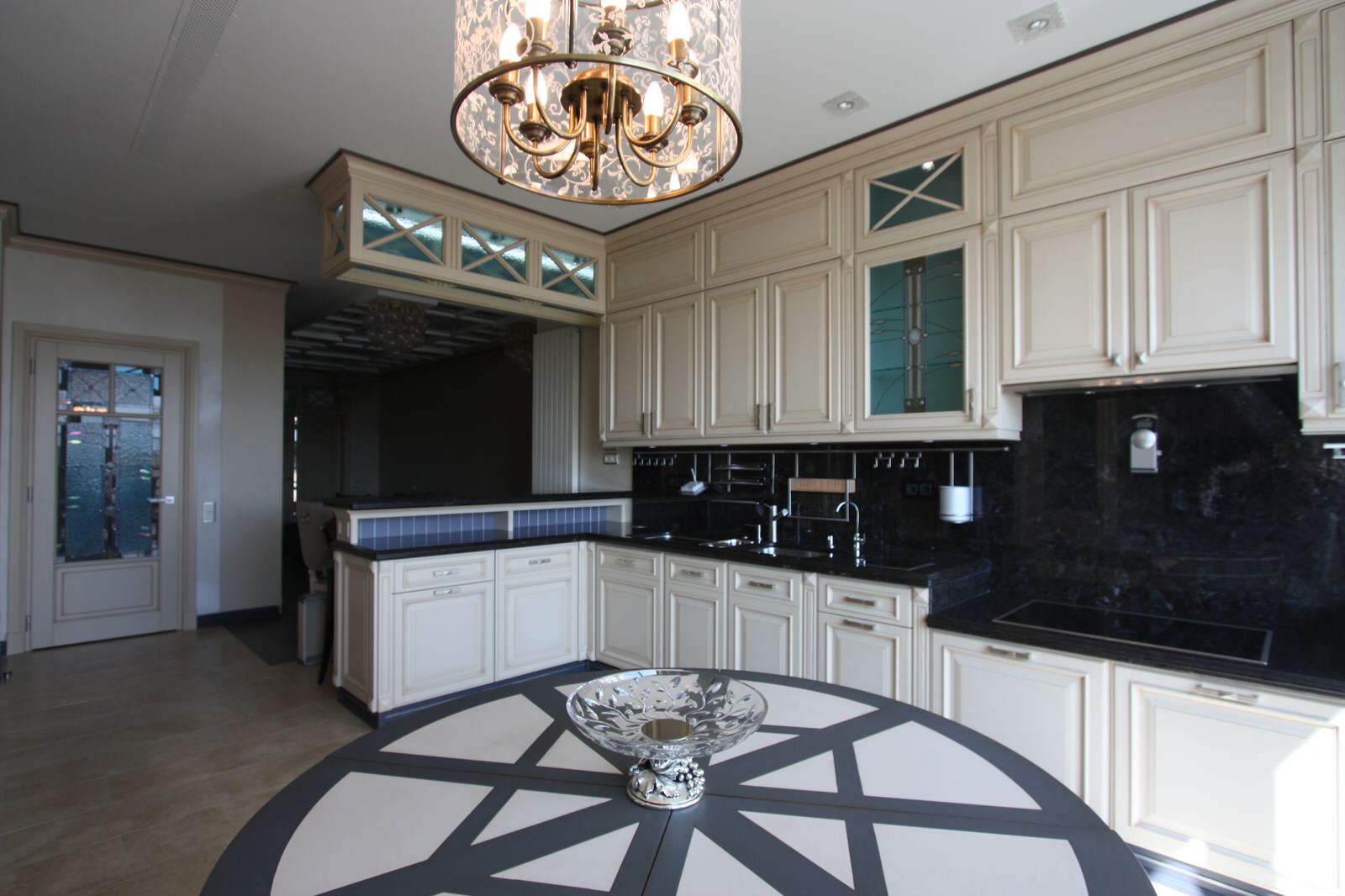 Обложка проекта: Кухни