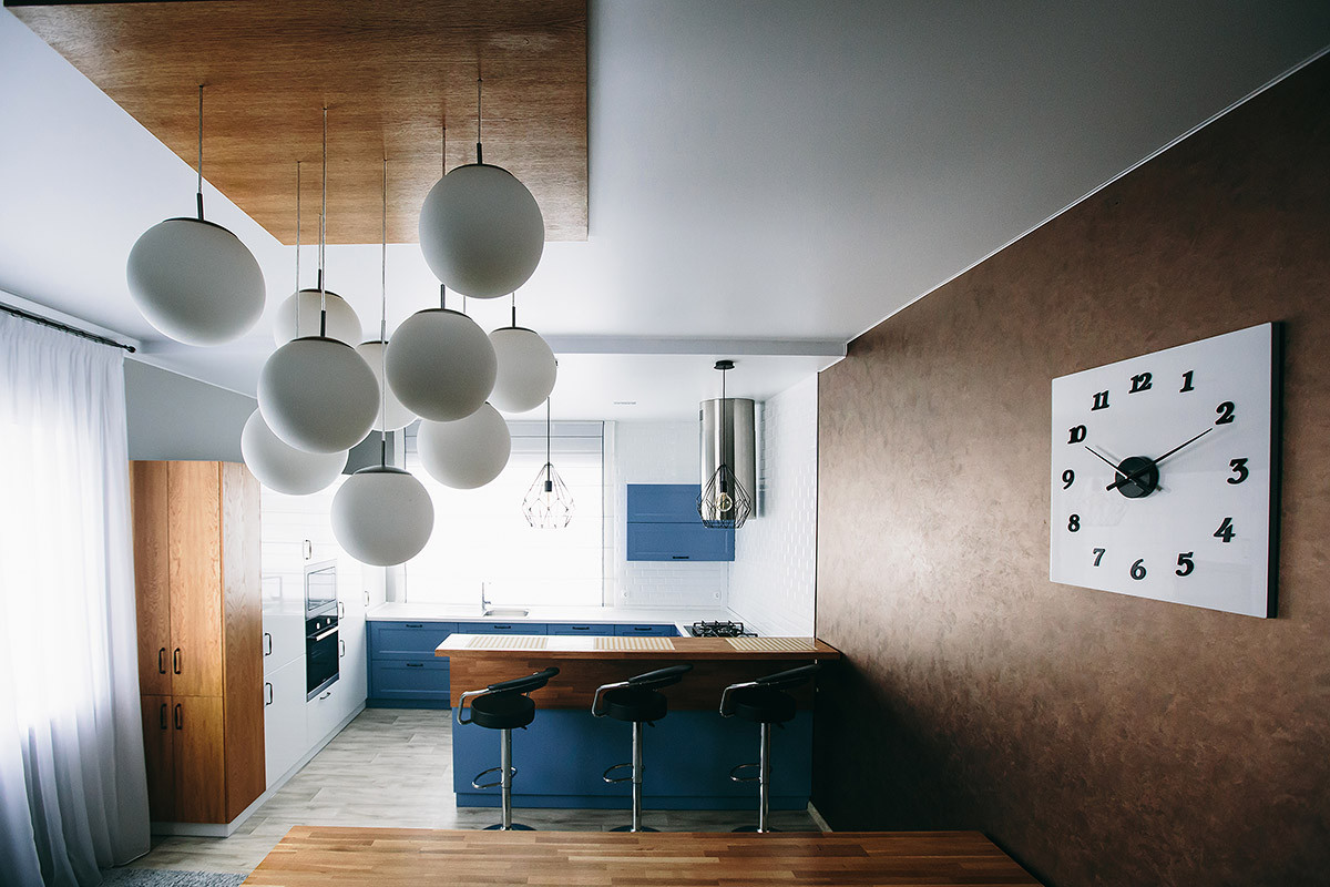 Обложка проекта: Реализация:Кухня столовая с большим столом