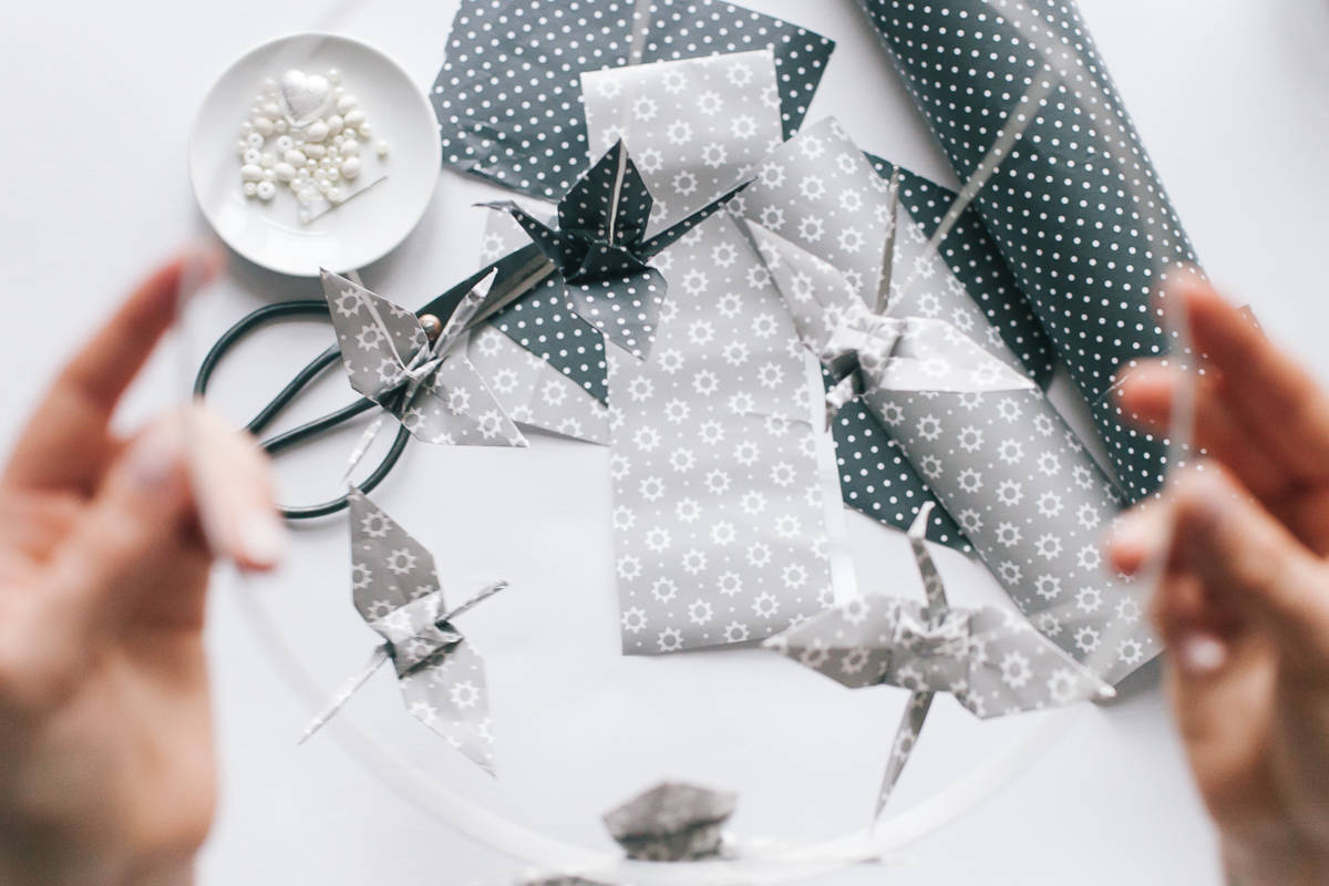 DIY: Как сделать мобиль-оригами для новорожденного своими руками