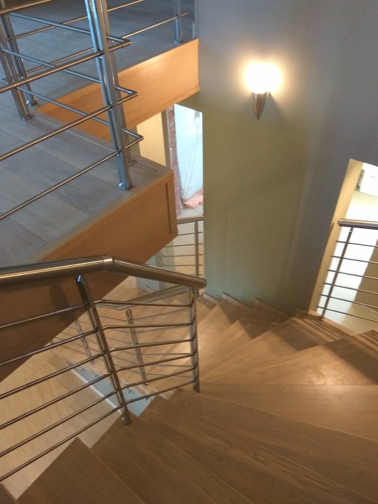 Облицовка дуб массив + ограждение R5 (Италия)