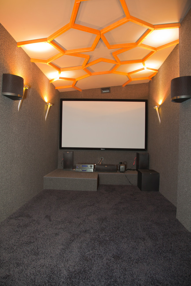 2х этажная квартира с видом на Иртыш и кинозалом