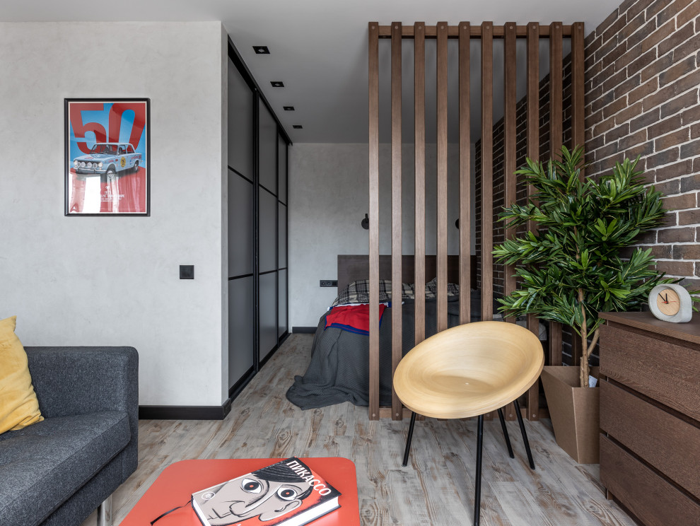 «Молодой и холостой»