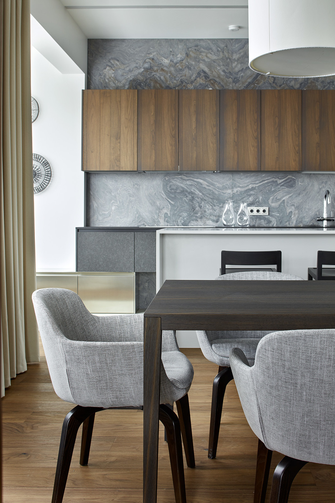 Houzz тур: Пентхаус на Рублевке для большой семьи