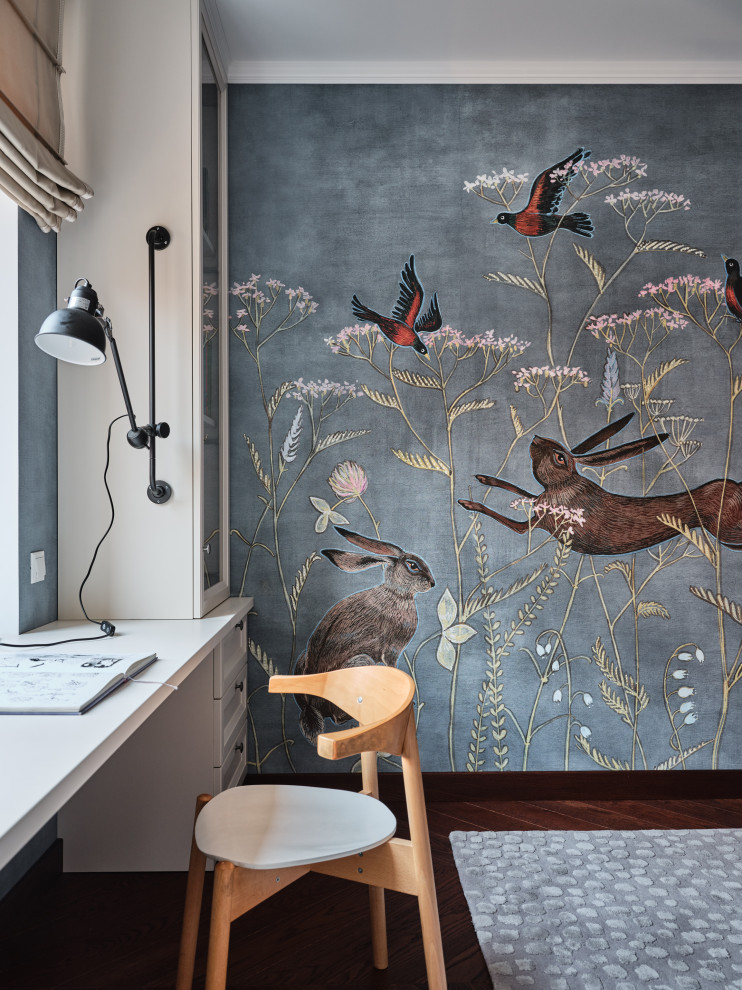 Яркий интерьер с антикварным декором