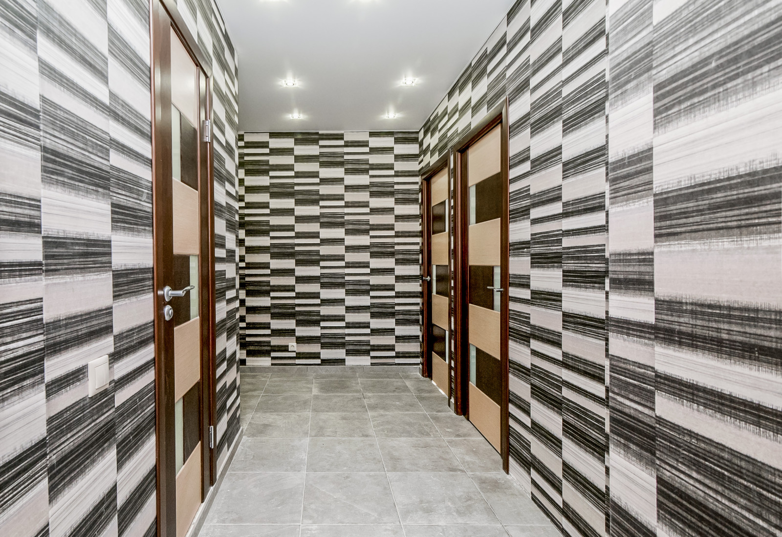 Коридор в 2х комнатной новостройке