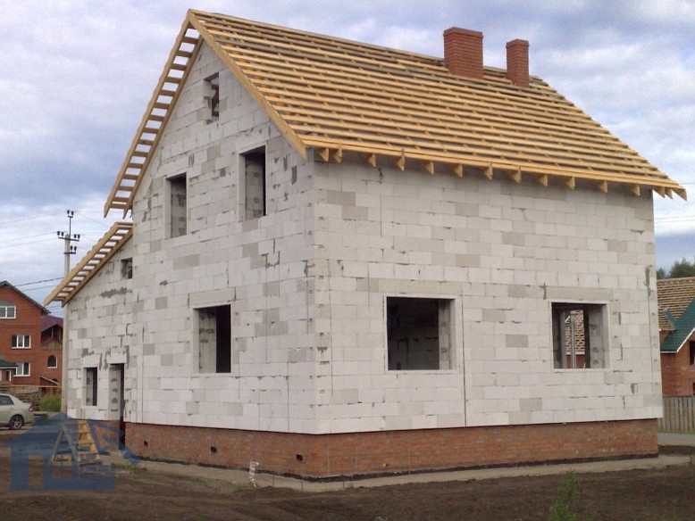 Дома и котеджи из кирпича и газоблока (газобетона) "под ключ"